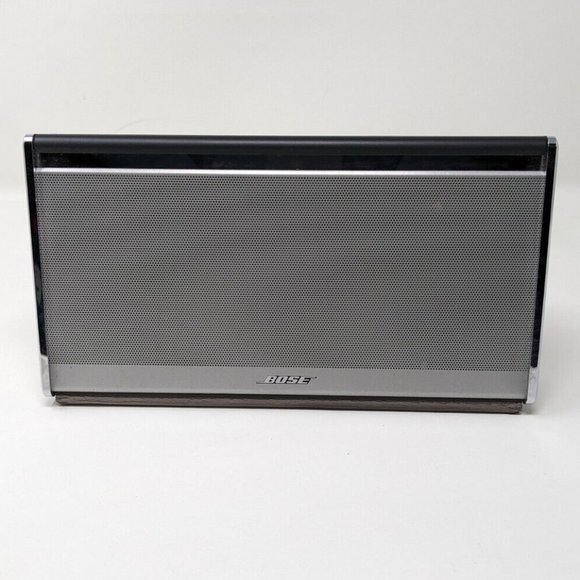 Bose Shop  wireless speaker model 404800 - Picture 1 of 8